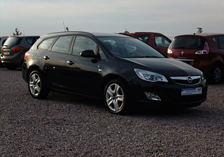 Opel Astra J Sports Tourer Edition TüV neu!