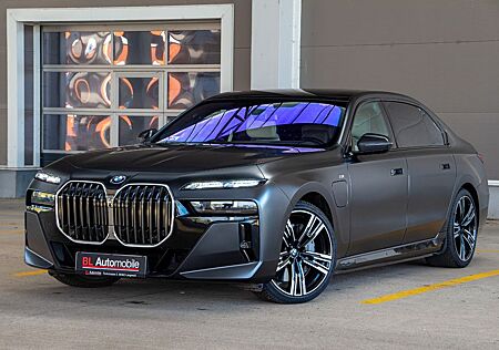 BMW 750e INDIVIDUAL,MATT.EXECUTIVE.AUTOTÜR,4XMASSAGE