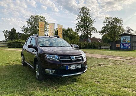 Dacia Sandero TCe 90 S/S Easy-R Stepway Celebratio...