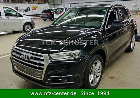 Audi Q5 50 TFSI e quattro design/Navigation/Ahk.