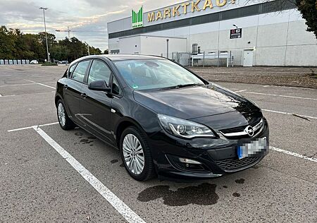 Opel Astra J 1.4 Turbo 5-trg *KLIMA*TEMPOMAT*TEILLEDER*