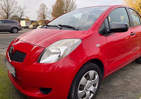 Toyota Yaris 1.0 Klima
