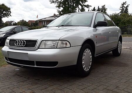 Audi A4 1.8 -