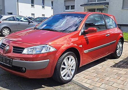 Renault Megane II Lim. 3-trg. Dynamique Luxe