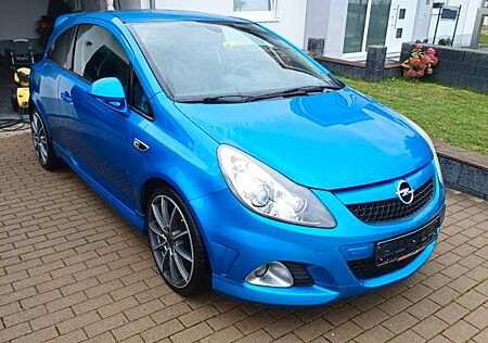 Opel Corsa 1.6 Turbo OPC