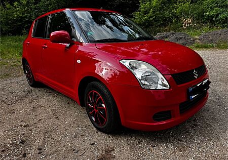 Suzuki Swift 1,3 Comfort mit Standheizung tüv 2027