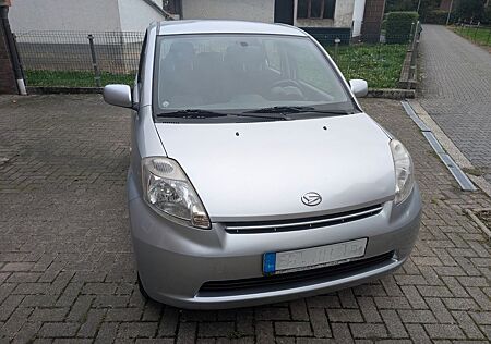 Daihatsu Sirion 1.3 -