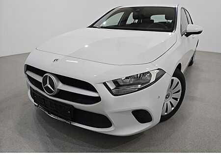 Mercedes-Benz A 160 i Navi-Pro KeylessGo Camera Klima PDC ...