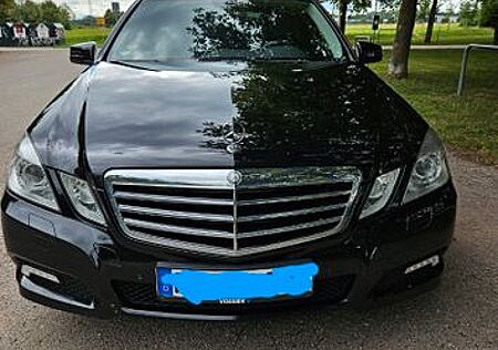 Mercedes-Benz E 300 CDI T BlueEFFICIENCY AVANTGARDE AVANTGARDE