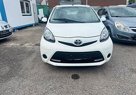 Toyota Aygo (X) Aygo (X) 1,0-l-VVT-i x-play Edition-S