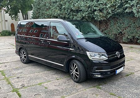 VW T6 Multivan Volkswagen 4MOTION Highline 8-Sitze/SHZ/NAV/LED