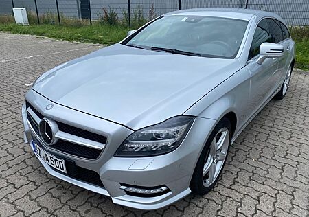 Mercedes-Benz CLS 500 Shooting Brake