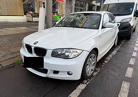 BMW 120i M Sport | TÜV läuft ab 11/25 | 200.600