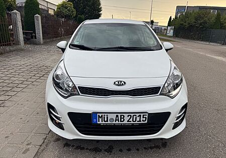 Kia Rio Dream Team