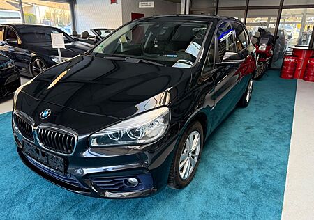 BMW 220 Baureihe 2 Active Tourer d xDrive*HUD*KA