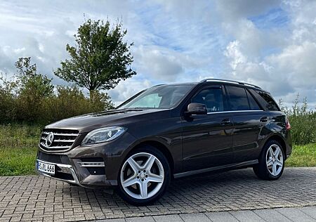 Mercedes-Benz ML 350 BlueTEC AMG line