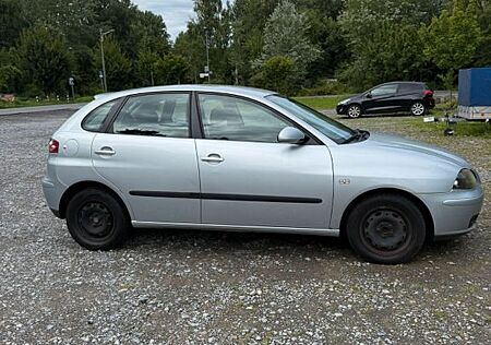 Seat Ibiza 1.4 16V 55kW Reference Reference