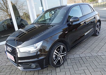 Audi A1 Sportback S-Line. LED/Xenon.Sitzh.Neu Kette!