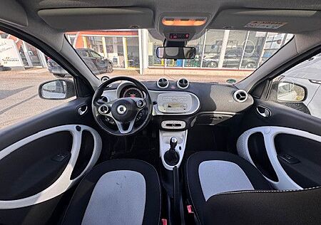 Smart ForFour Passion 66KW Cool/Audio+LED/Sensor-Paket