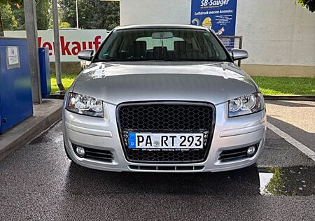 Audi A3 1.6 FSI Attraction Sportback Attraction