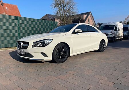 Mercedes-Benz CLA 180 d - Panorama - Navi - Kamera - 18Zoll