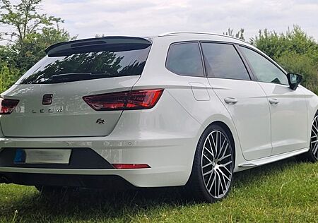Seat Leon ST 1.8 TSI /FR/180 Ps/ Beats Audio ......