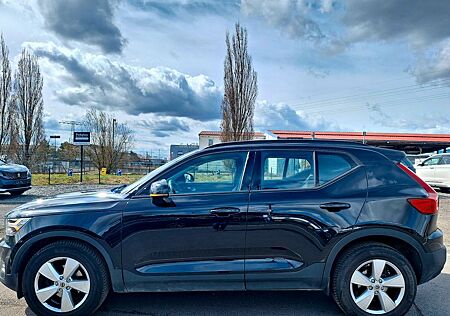 Volvo XC 40 XC40*T2*Momentum Core*Navi*LED*PDC
