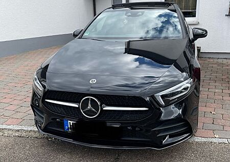 Mercedes-Benz A 250 gebraucht kaufen Mercedes-Benz A 250 e AMG line Hybrid
