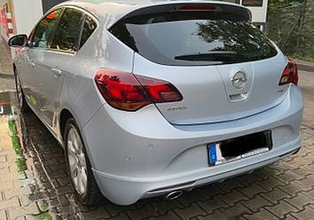 Opel Astra 2.0 CDTI Sport Sport