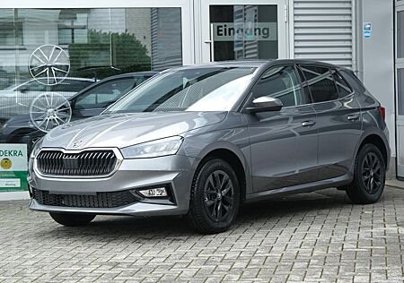 Skoda Fabia 1.0 TSI DSG Top Selection App-Navi LED ...