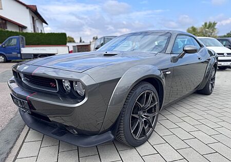 Dodge Challenger 5,7 L V8/WideBodyKit/20"/Schiebedach