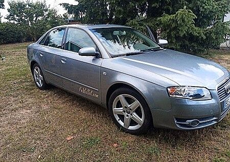 Audi A4 1.8 T multitronic -