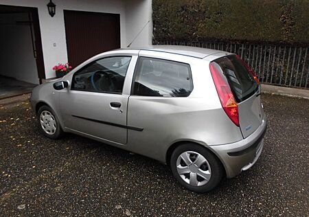 Fiat Punto gebraucht kaufen Fiat Punto 1.9 JTD Dynamic