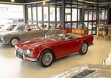 Triumph TR4