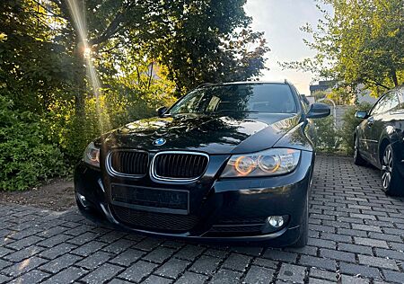 BMW 316d (NAVI)(AHK)(SHZ)(BI-XENON)(PDC)