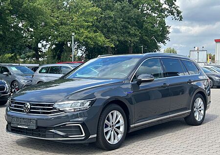 VW Passat Volkswagen Variant 1.4 TSI GTE °ACC°AHK°R-Kamera°