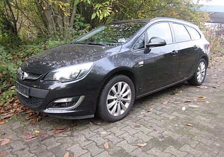 Opel Astra J Sports Tourer 1-Hand Alu PDC EL-Dach