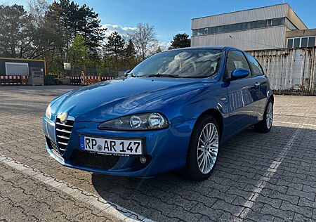 Alfa Romeo 147 - Zahnriemen Kopfdichtung NEU - Lesen!