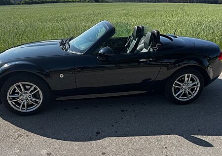 Mazda MX-5 1.8 16V RWD Roadster Coupe
