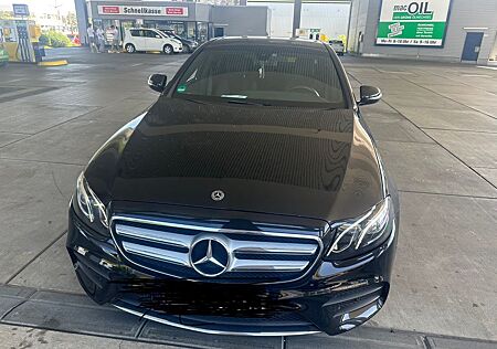 Mercedes-Benz E 200 Autom. -