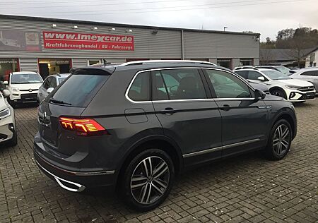 VW Tiguan Volkswagen 2,0 TDI DSG 147 KW Elegance Plus + LED +