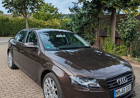 Audi A4 2.0 TDI (DPF) quattro Ambition Ambition