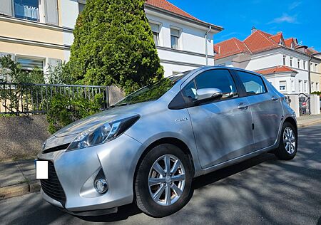 Toyota Yaris Hybrid 1 Hand, Rentnerfahrzeug,91000 km