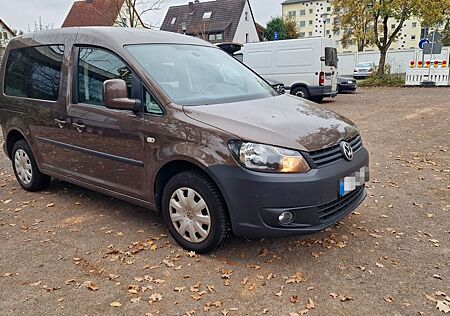 VW Caddy Volkswagen mit Rollstuhlrampe wenig KM, top Zustand