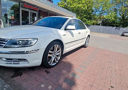 VW Phaeton Volkswagen 3.0 V6 TDI 4MOTION 5-Sitzer - NAVI*AHK*