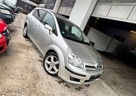 Toyota Corolla Verso 2.2-l-D * 7-SITZER * ( TÜV 04-2026