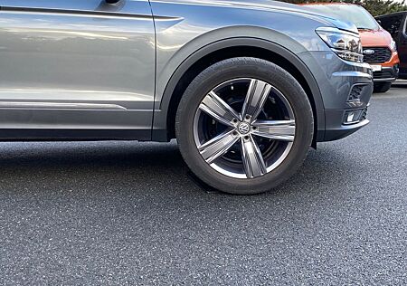 VW Tiguan Allspace Volkswagen DSG 4MOTION Highline 8-fach bere