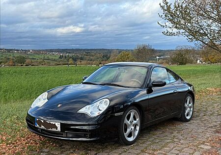 Porsche 996 Carrera Coupé 4,Motor 2000km generalüberholt