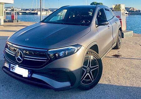 Mercedes-Benz EQA 250 -