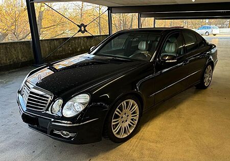 Mercedes-Benz E 350 AVANTGARDE Avantgarde Panorama AHK